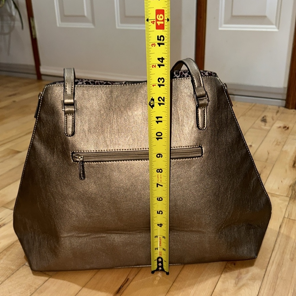 David Jones Tote - Picture 4 of 12